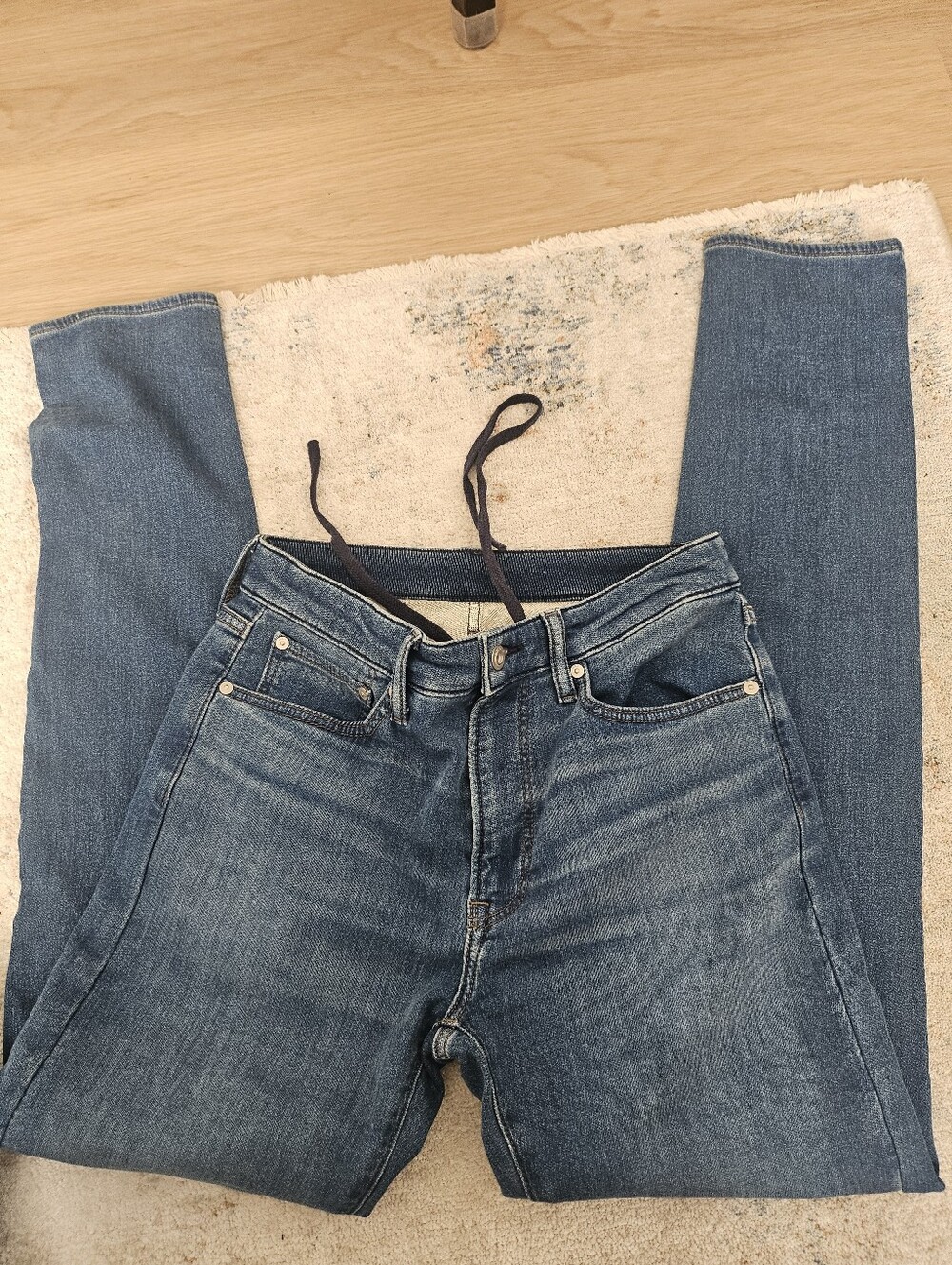 Uniqlo Dark Blue Denim Jeans with Navy Drawstring